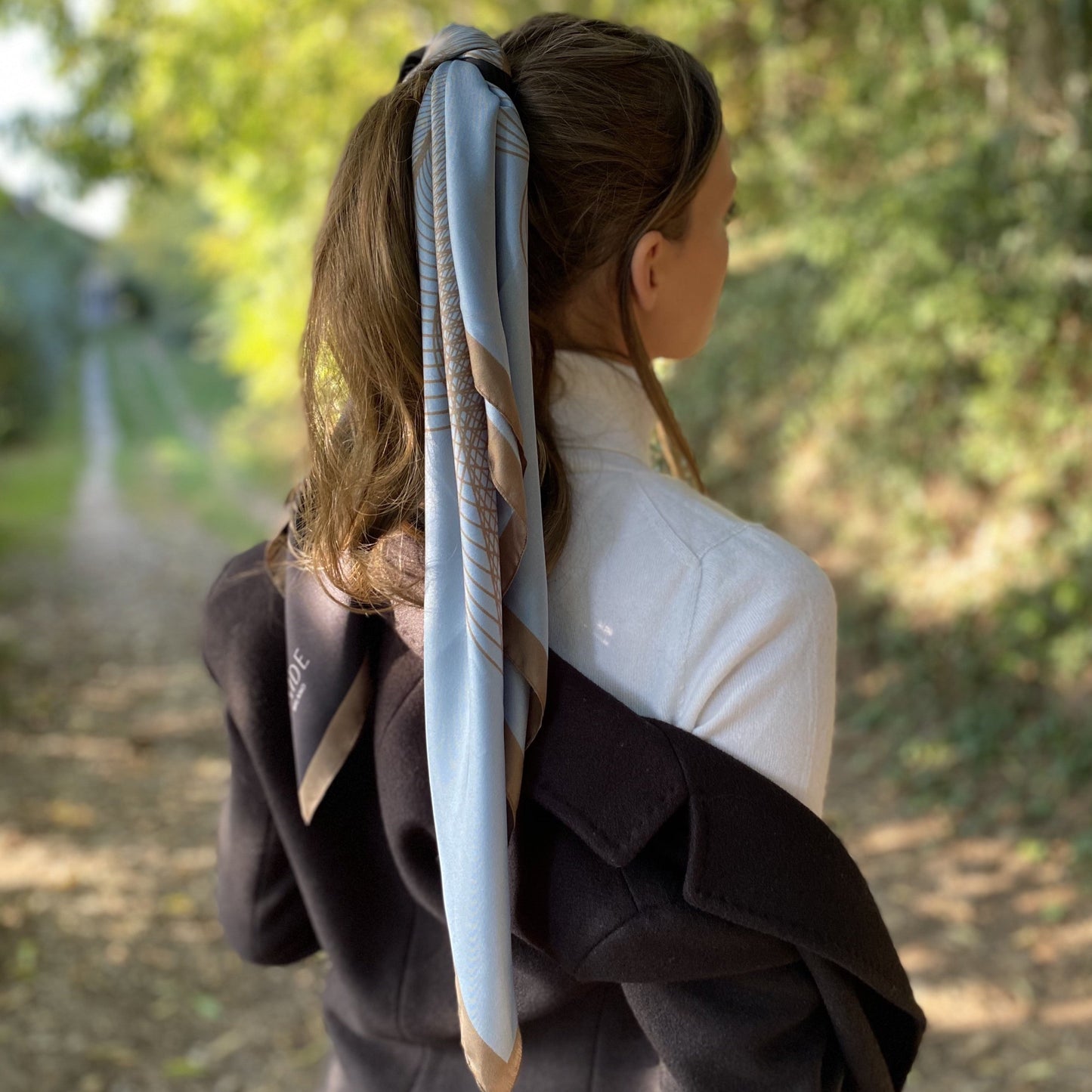 Foulard Butterfly | 90cm - Black & Lightblue Saide Milano