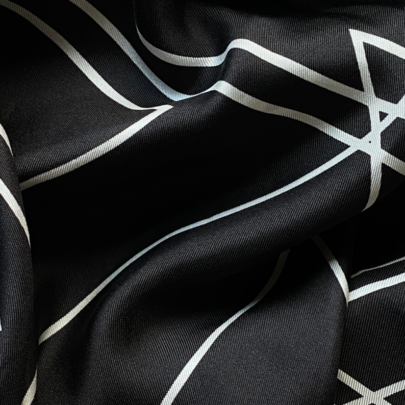 Foulard Triangle | 70cm - Black Saide Milano