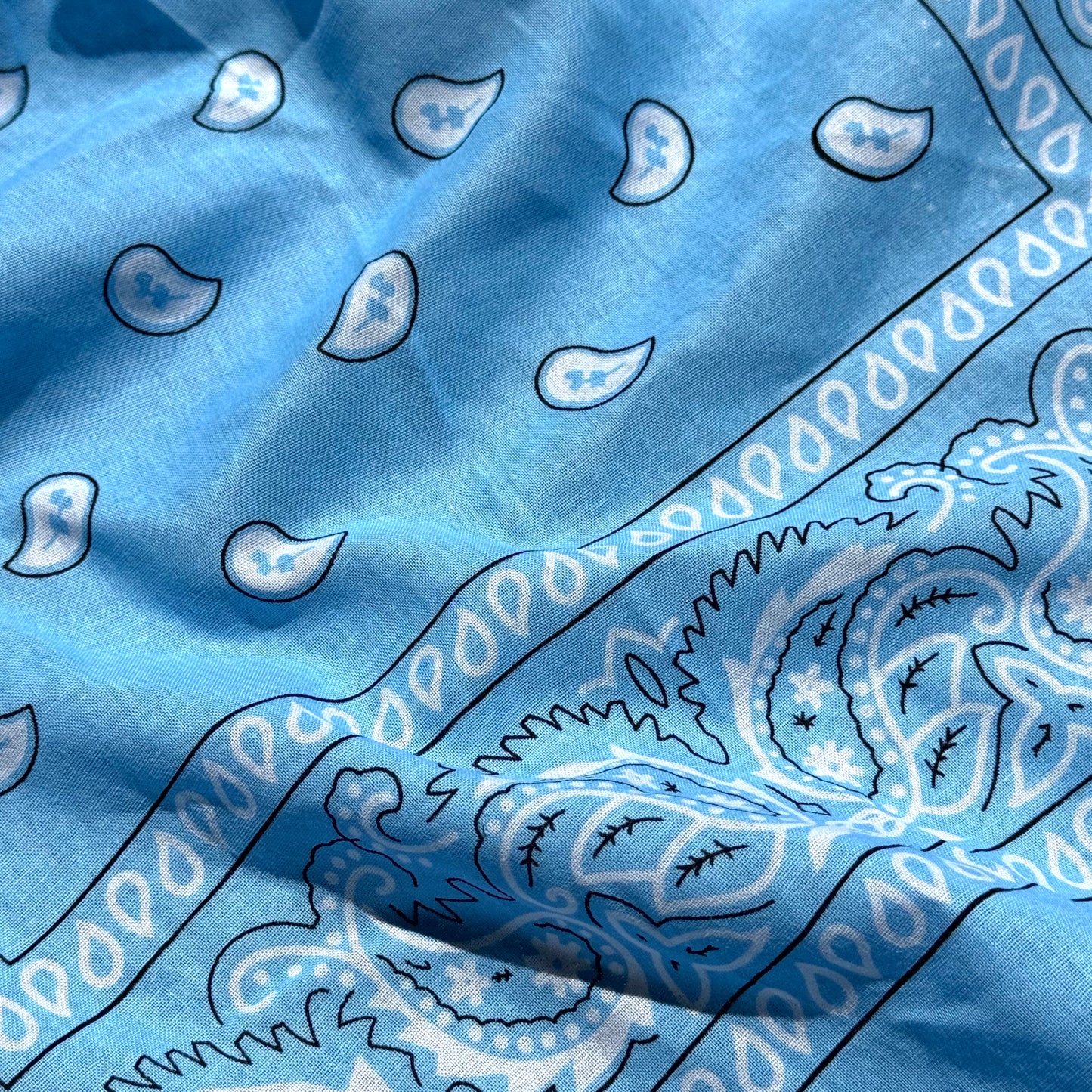 PERSONALIZZA IL TUO BEAUTY CASE - Bandana