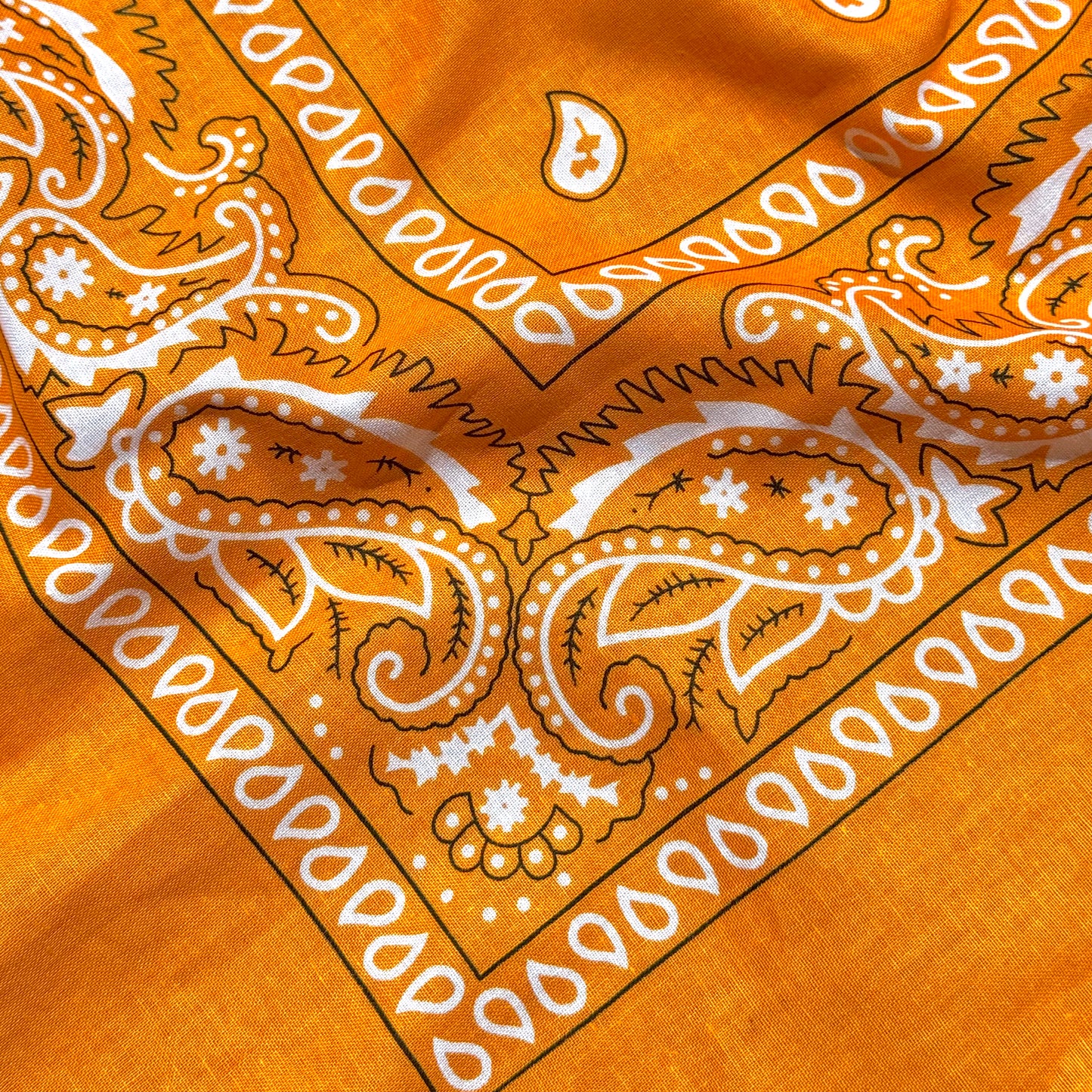 PERSONALIZZA IL TUO BEAUTY CASE - Bandana