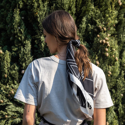 Foulard Triangle | 70cm - Black Saide Milano